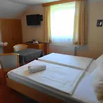 Gassner Bed & Breakfast 3*